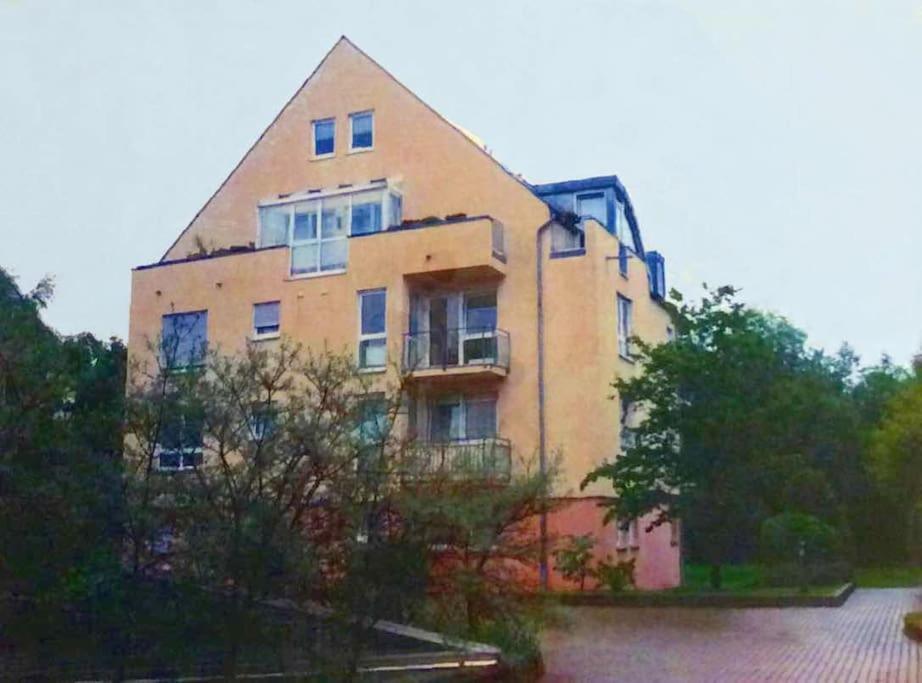 Ferienwohnung Ruhig Und Doch Zentral Erfurt Exterior foto