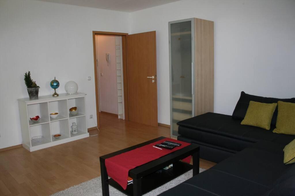 Ferienwohnung Ruhig Und Doch Zentral Erfurt Exterior foto