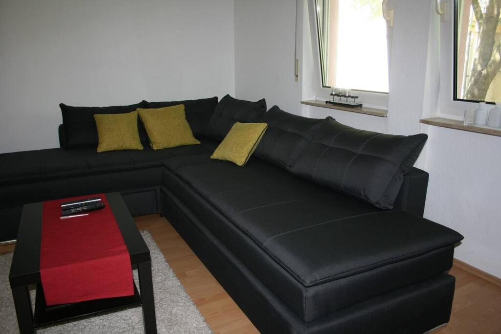 Ferienwohnung Ruhig Und Doch Zentral Erfurt Exterior foto